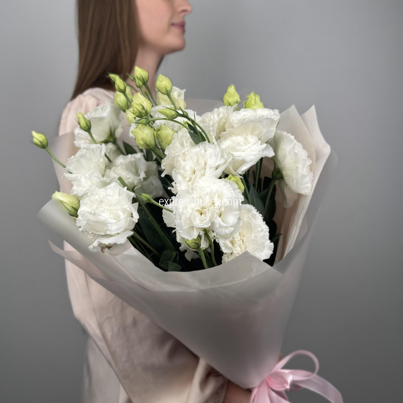 Букет 687