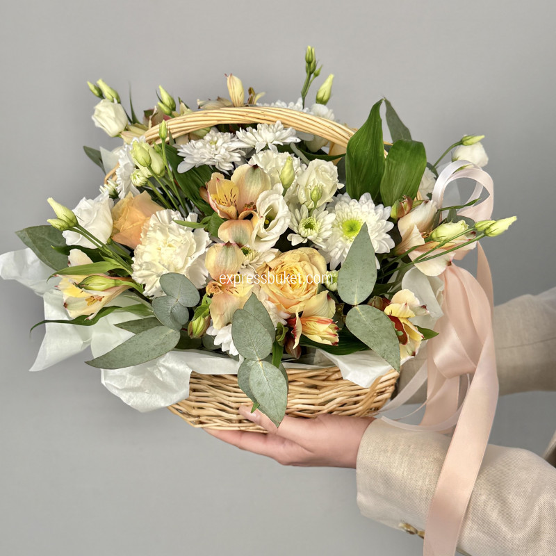 Корзина с цветами 1025